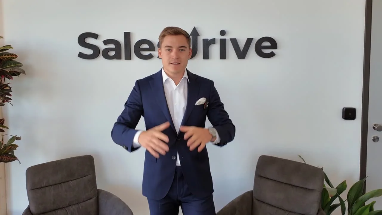 Standbild aus dem SalesDrive-Vorstellungsfilm im Wiener Büro